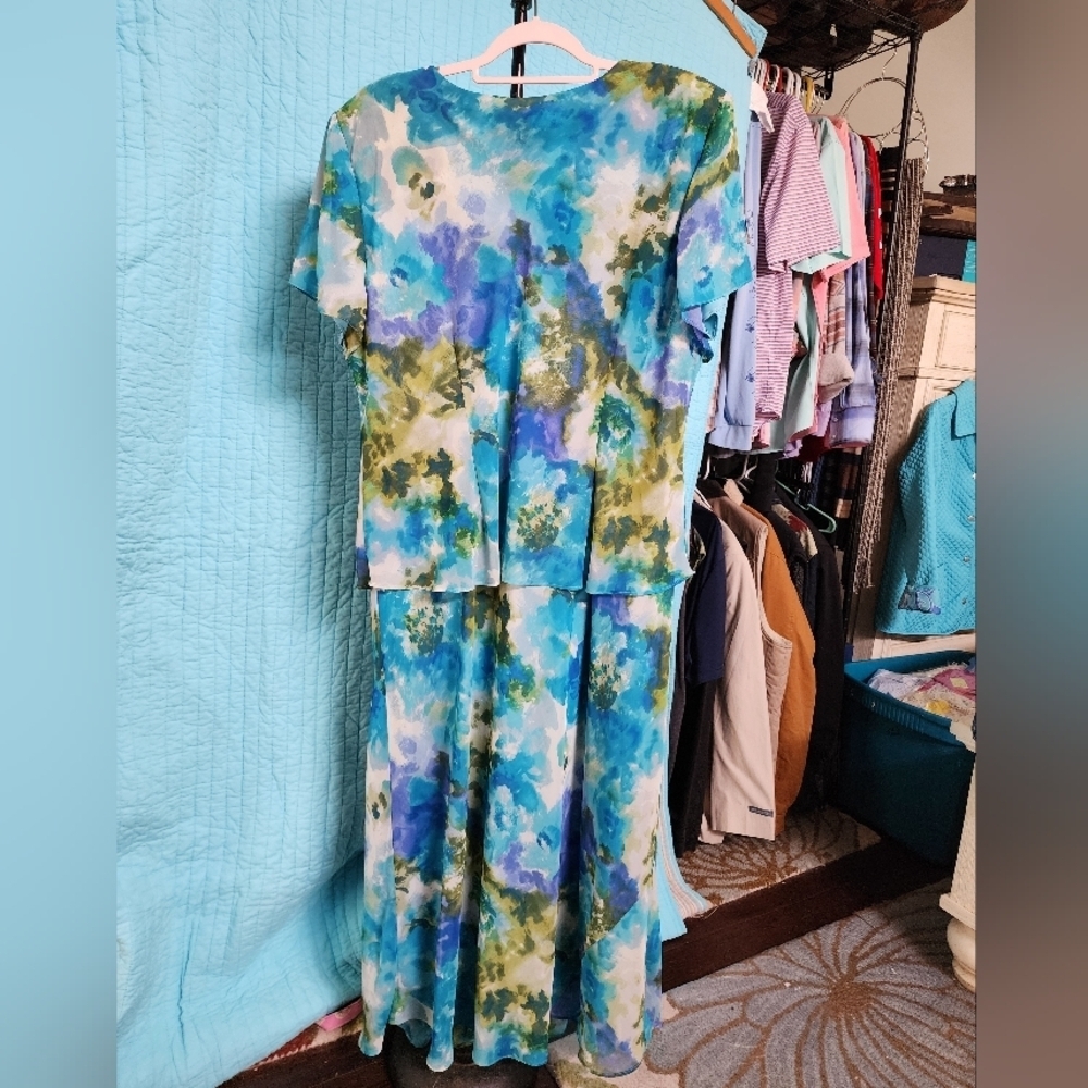 R&M RICHARS DRESS - Picture 4 of 7